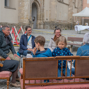 Tea Time am Kirchenplatz