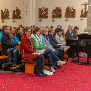 Osternacht 2024 / Foto Haijes Auferstehungsfeier 2024 in der Pfarre Kirchorf/Krems