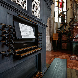 Neue Orgel