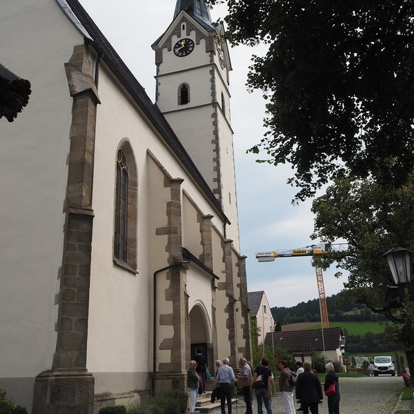 Pfarrkirche Königswiesen