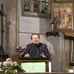 Von Saite zu Saite / Herbert Fink Benefizkonzert zugunsten der Innenrenovierung der Stadtpfarrkirche