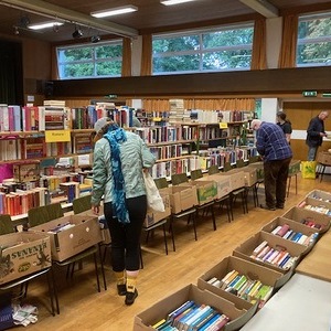 Bücherflohmarkt